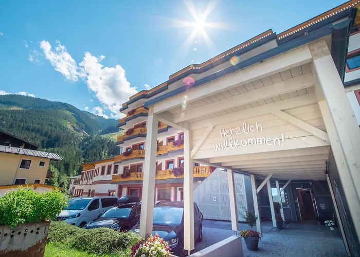 Jufa Alpenhotel Saalbach foto